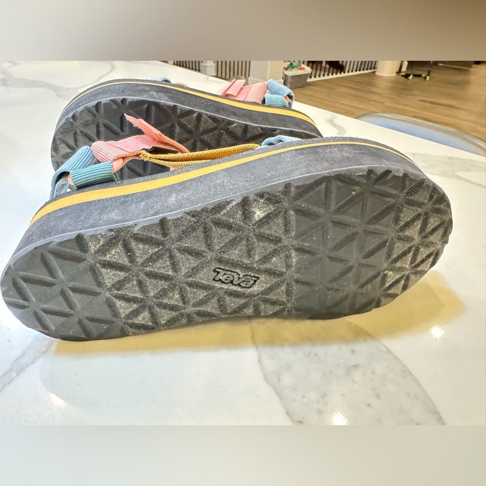 Teva Flatform Universal Light Multi Platform Sand… - image 8